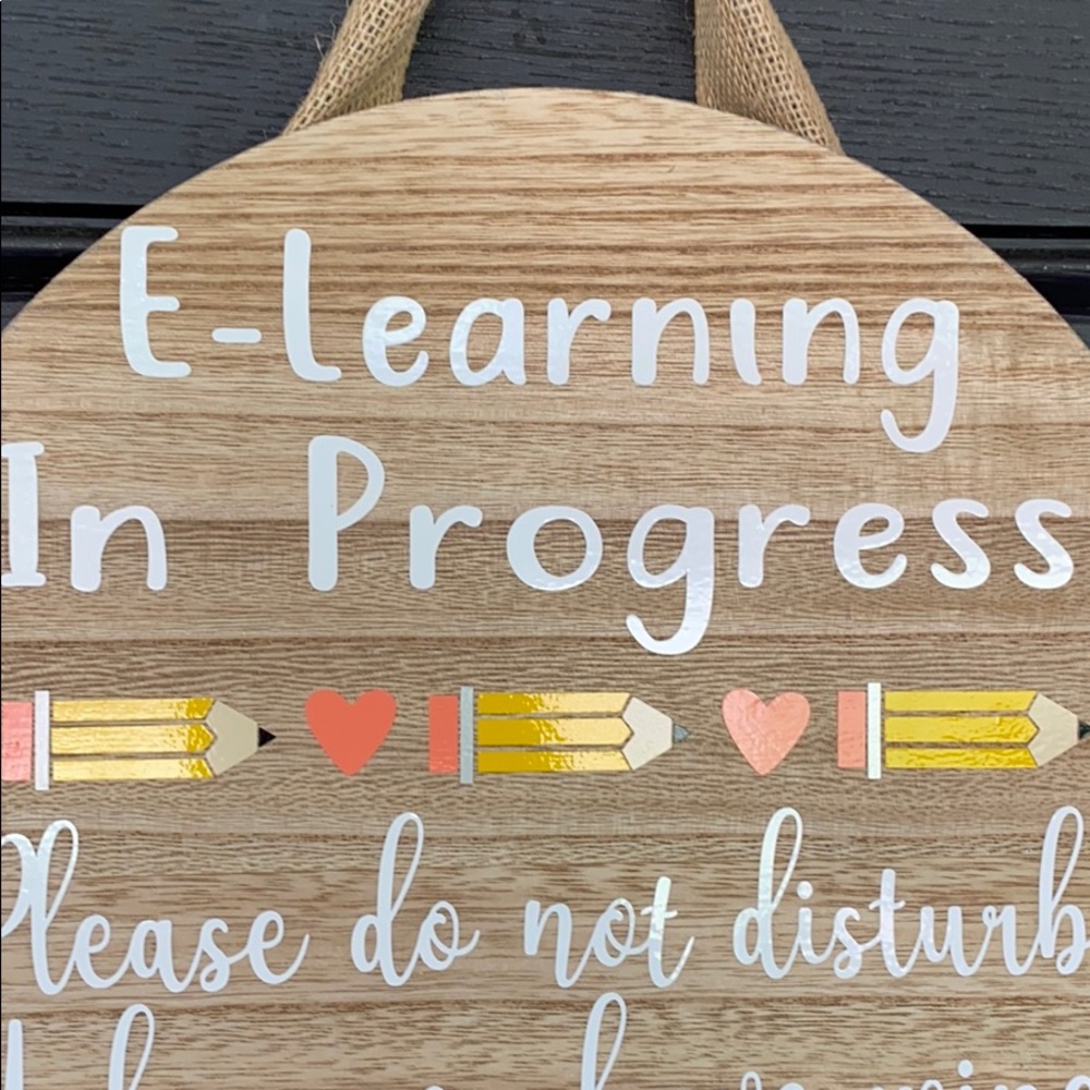 E Learning in Progress sign, do not disturb sign - Picture 5 of 6